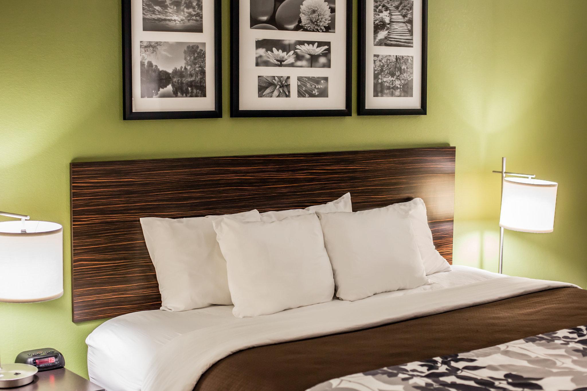 Garner West By Ihg Hotel Topeka