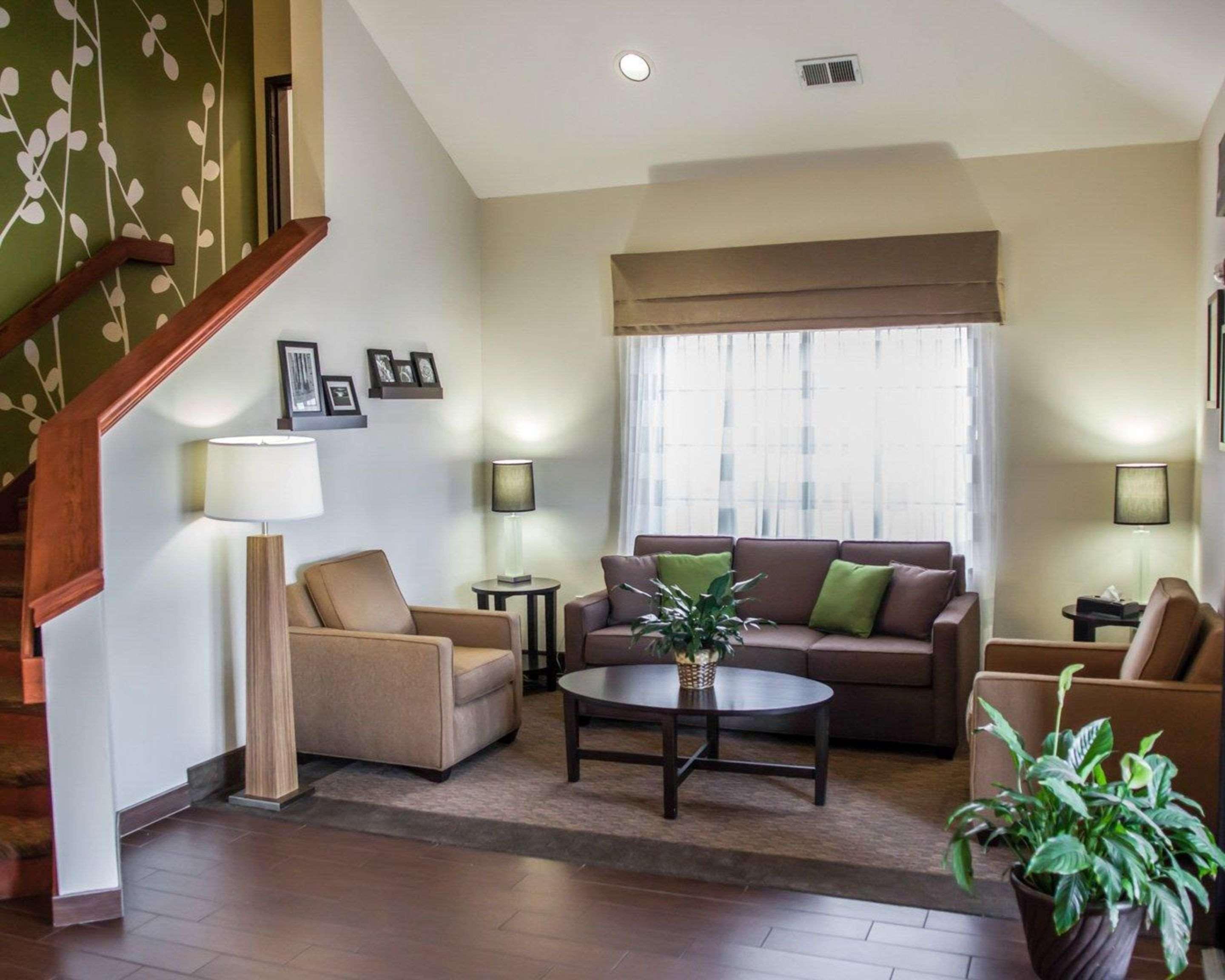 Garner West By Ihg Topeka