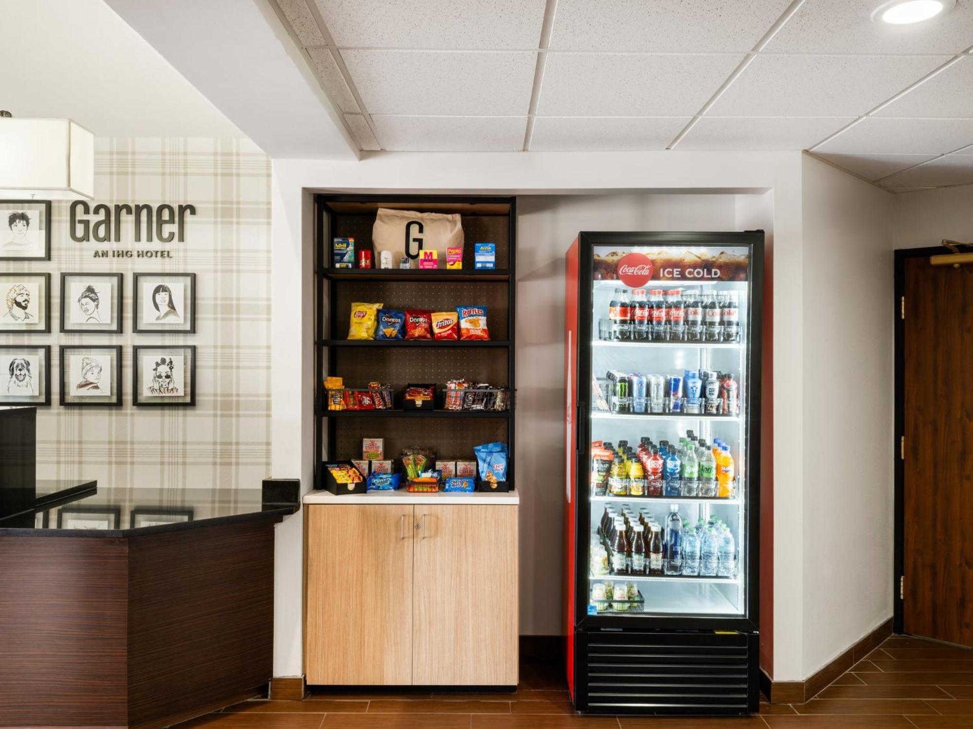 Garner West By Ihg 2* Topeka