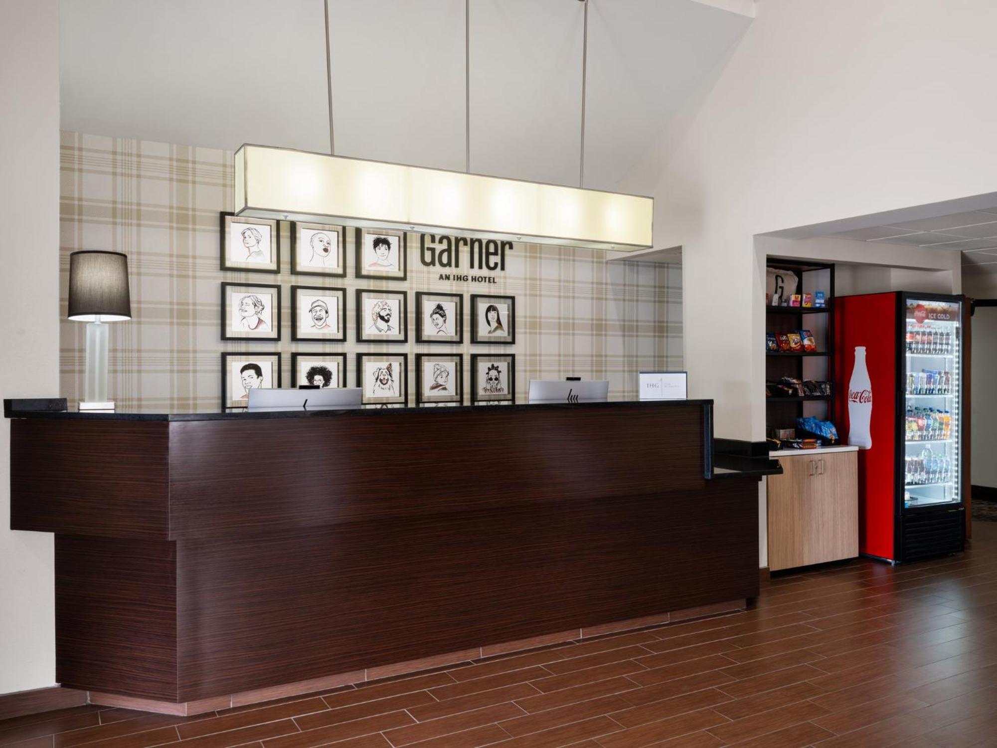 Hotel Garner West By Ihg Topeka
