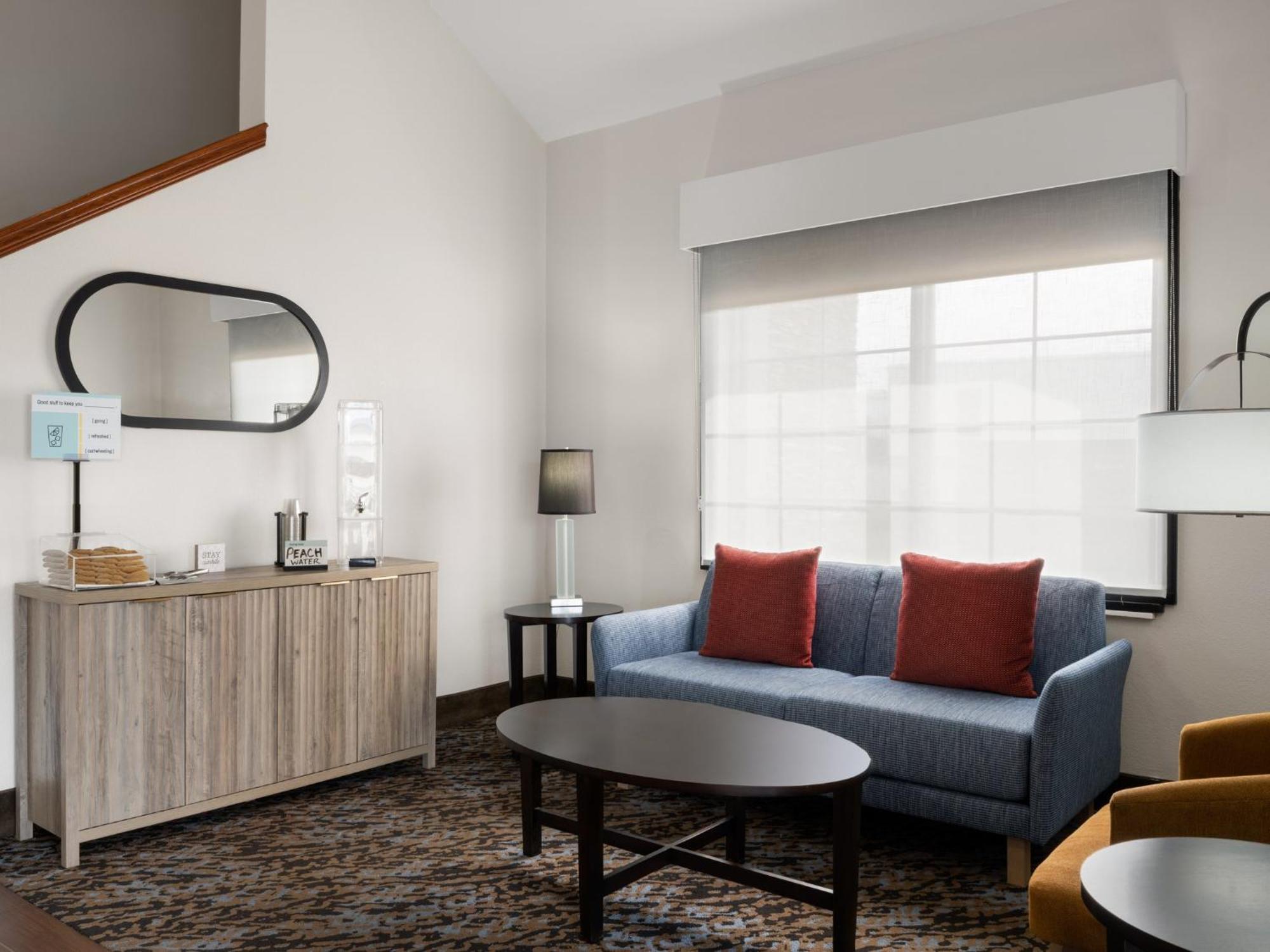 Garner West By Ihg 2* Topeka