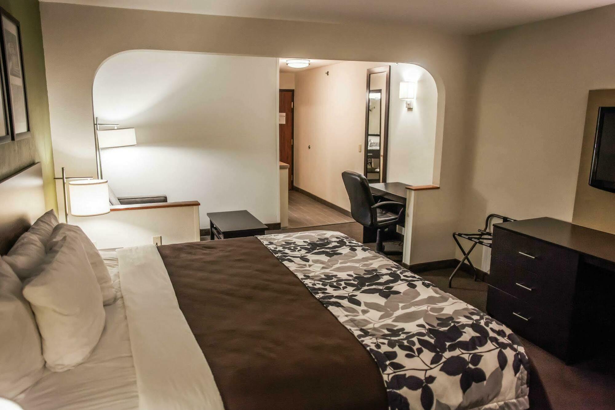 Garner West By Ihg Topeka
